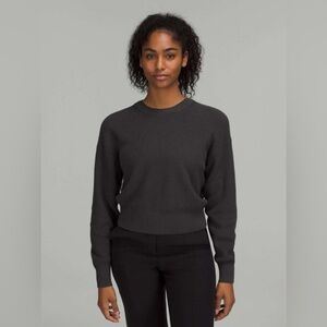 LULULEMON Waist Length Crewneck Sweater Graphite Grey | Size 10 |